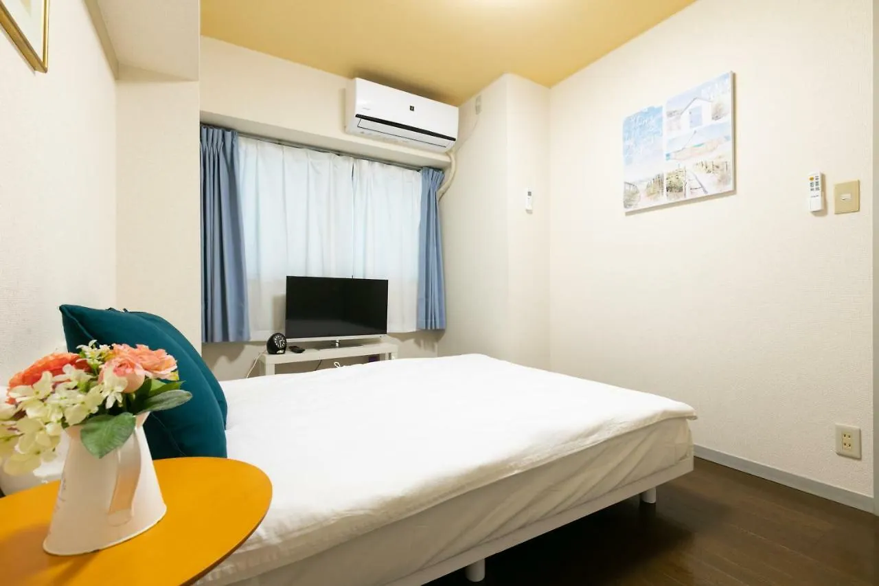 Komagome Colorbee Hostel Tokyo Apartment