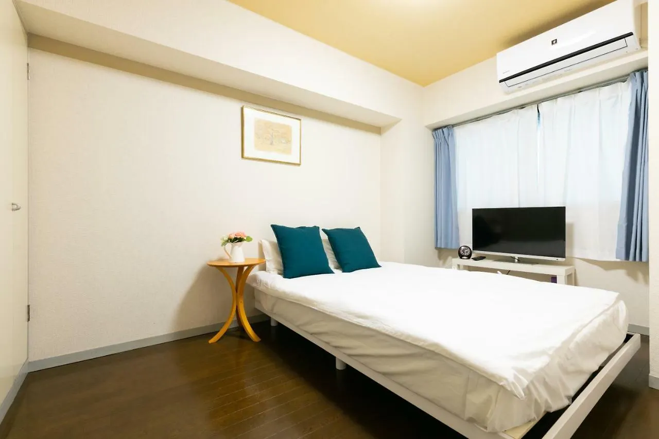 Komagome Colorbee Hostel Tokyo Apartment